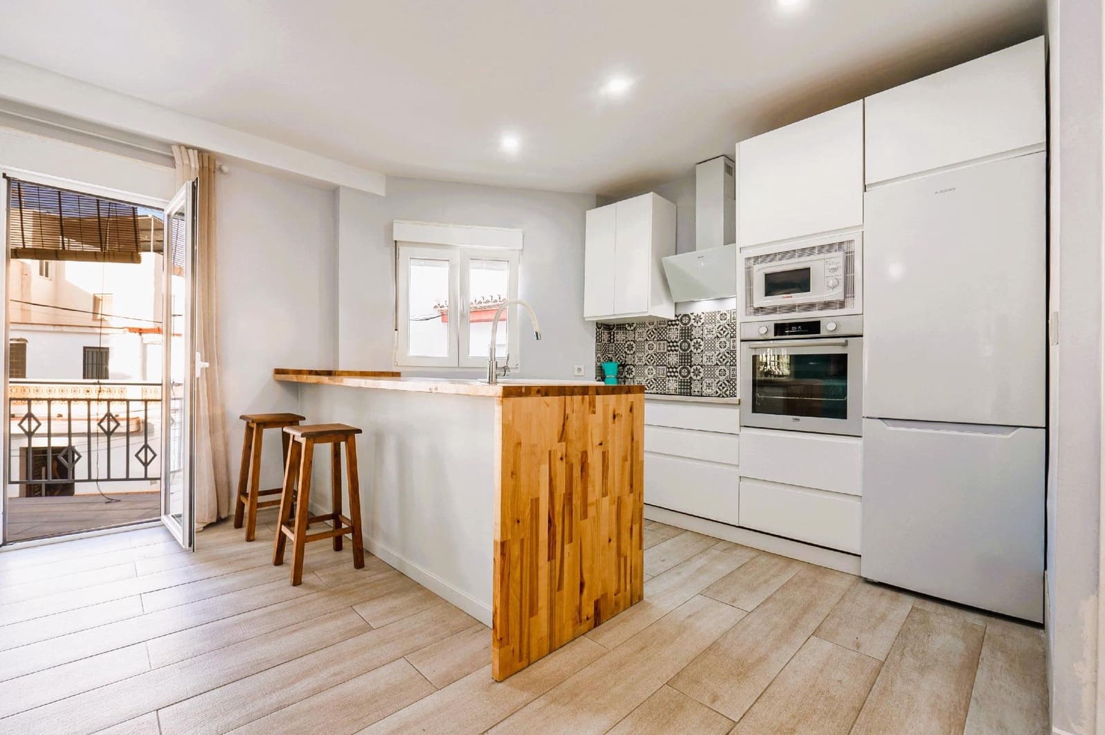 Apartamento de 5 habitaciones en Salobreña en venta - 399.000 € (Ref: 9419697)