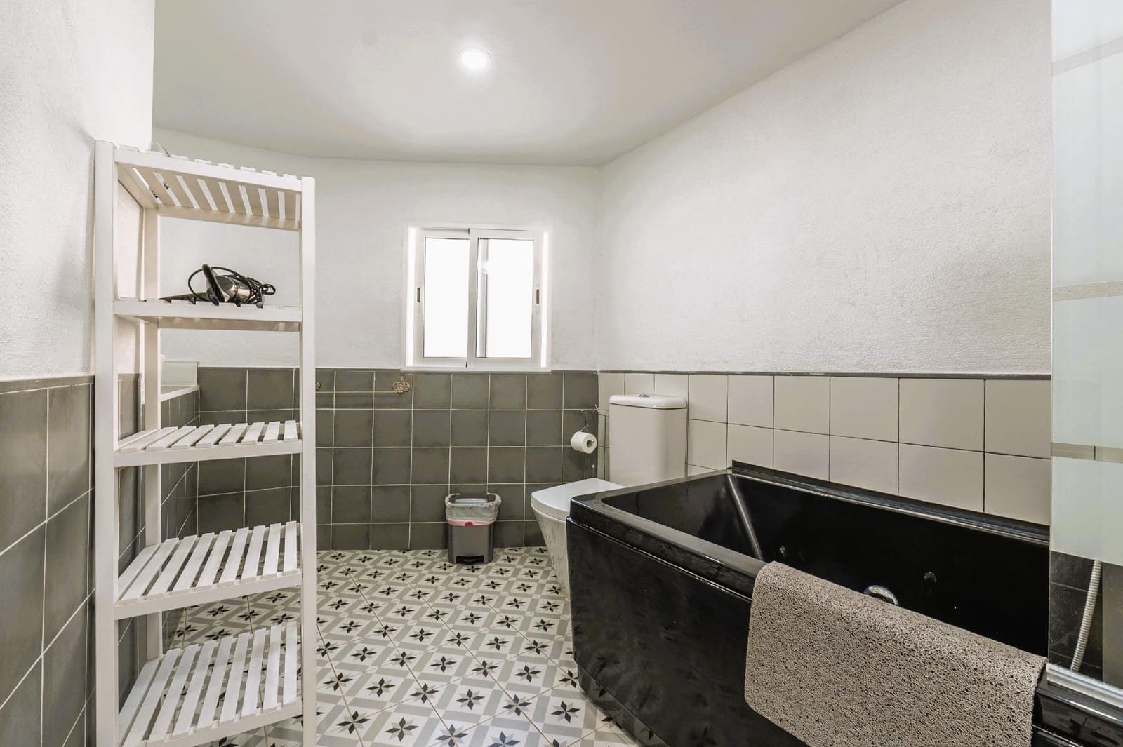 Apartamento de 5 habitaciones en Salobreña en venta - 399.000 € (Ref: 9419697)