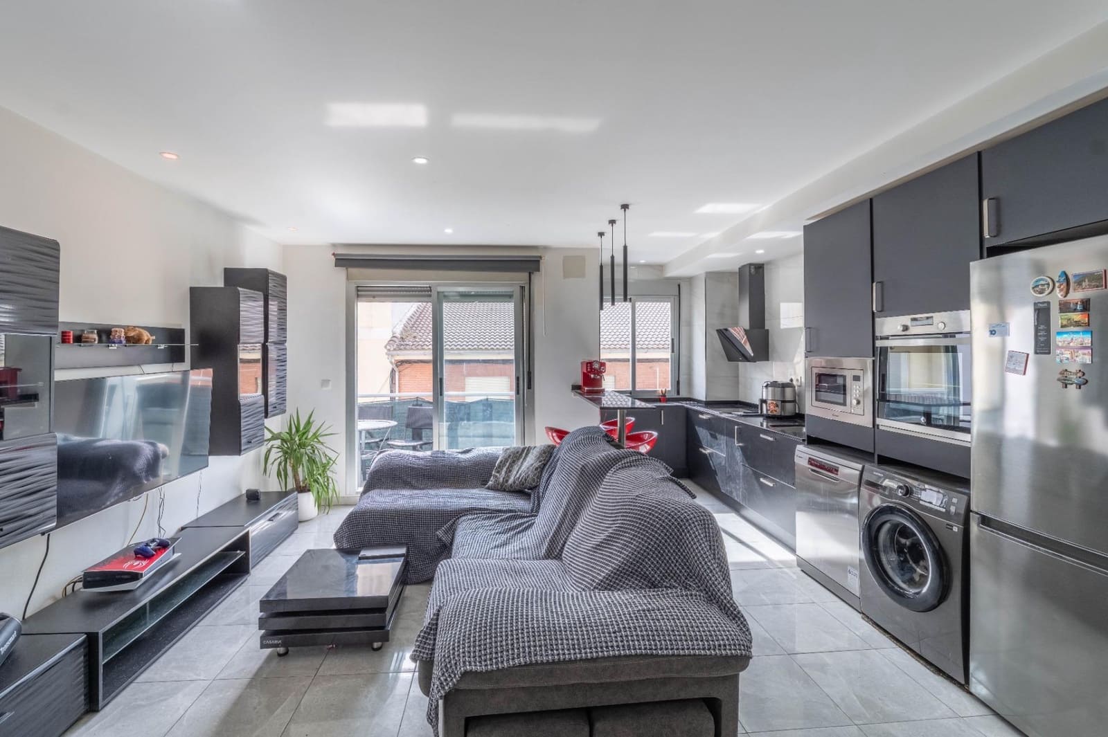 2 soverom Leilighet til salgs i Atarfe med svømmebasseng garasje - € 149 000 (Ref: 9419701)