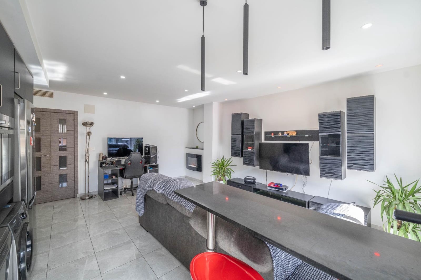 2 soverom Leilighet til salgs i Atarfe med svømmebasseng garasje - € 149 000 (Ref: 9419701)