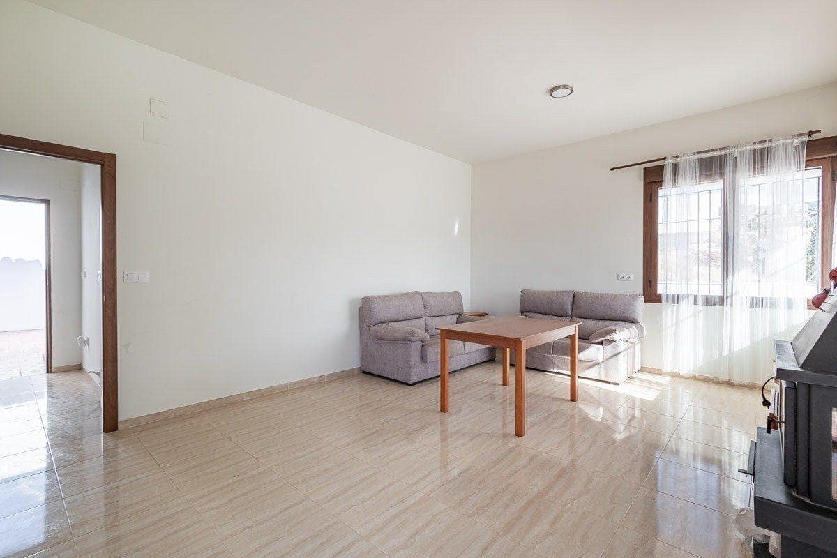 3 sovrum Villa till salu i La Zubia med pool garage - 320 000 € (Ref: 9419702)