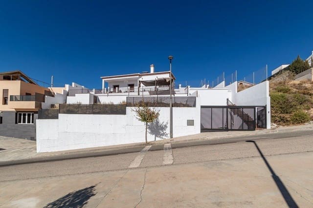 3 Zimmer Villa zu verkaufen in La Zubia mit Pool Garage - 320.000 € (Ref: 9419702)
