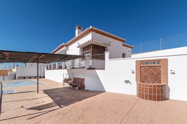 3 Zimmer Villa zu verkaufen in La Zubia mit Pool Garage - 320.000 € (Ref: 9419702)