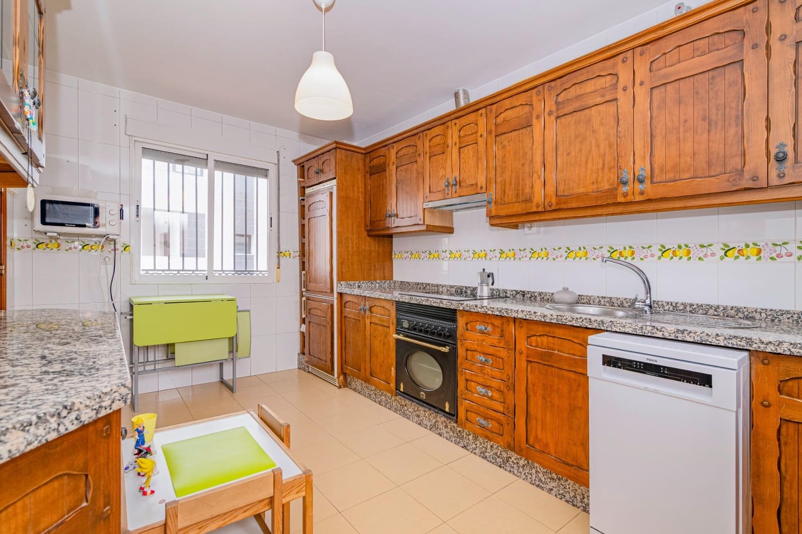 3 Zimmer Reihenhaus zu verkaufen in Guevejar - 173.000 € (Ref: 9419703)