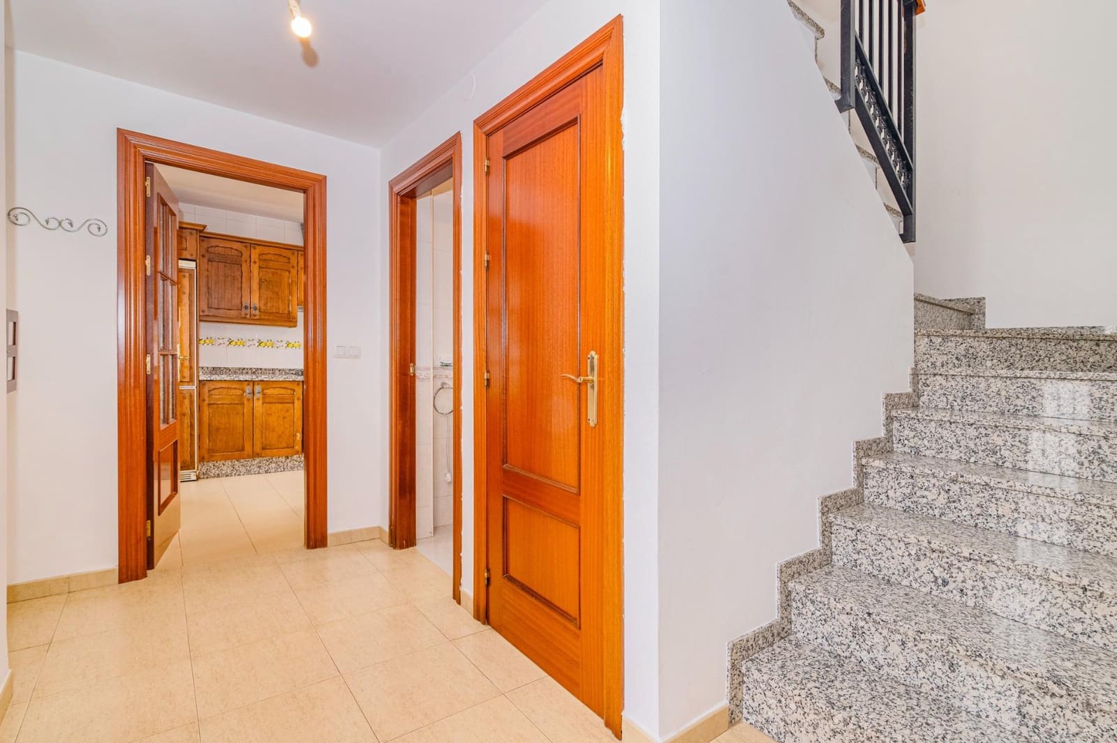 3 Zimmer Reihenhaus zu verkaufen in Guevejar - 173.000 € (Ref: 9419703)