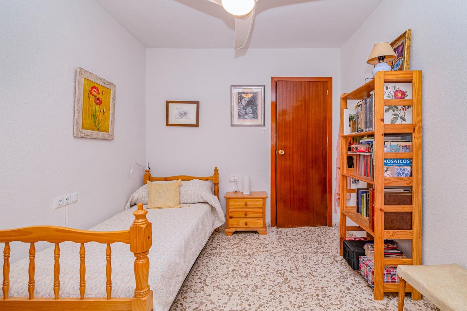 4 makuuhuone Asunto myytävänä paikassa Granada kaupunki mukana 
autotalli - 339 000 € (Ref: 9419704)