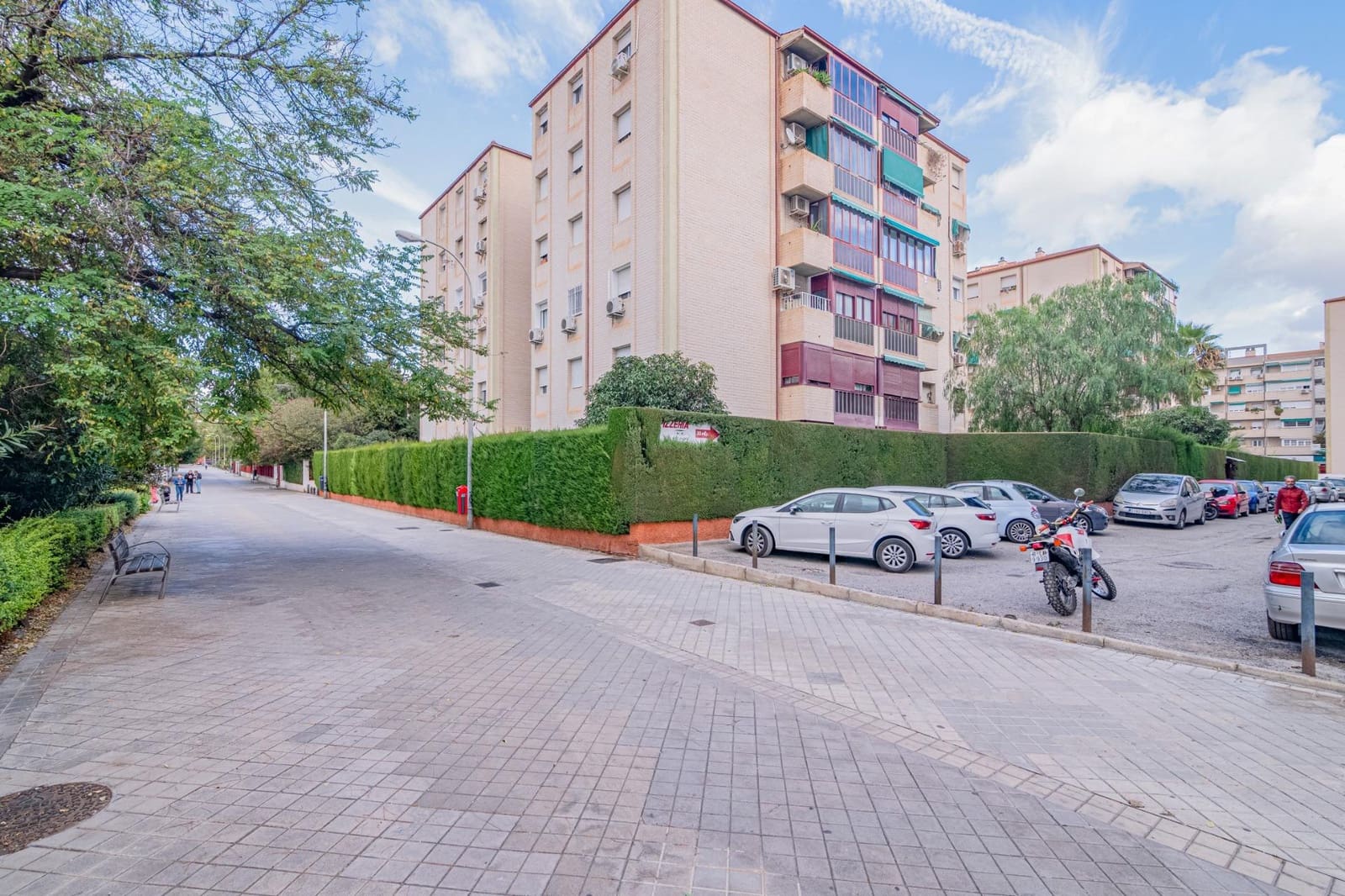 4 makuuhuone Asunto myytävänä paikassa Granada kaupunki mukana 
autotalli - 339 000 € (Ref: 9419704)