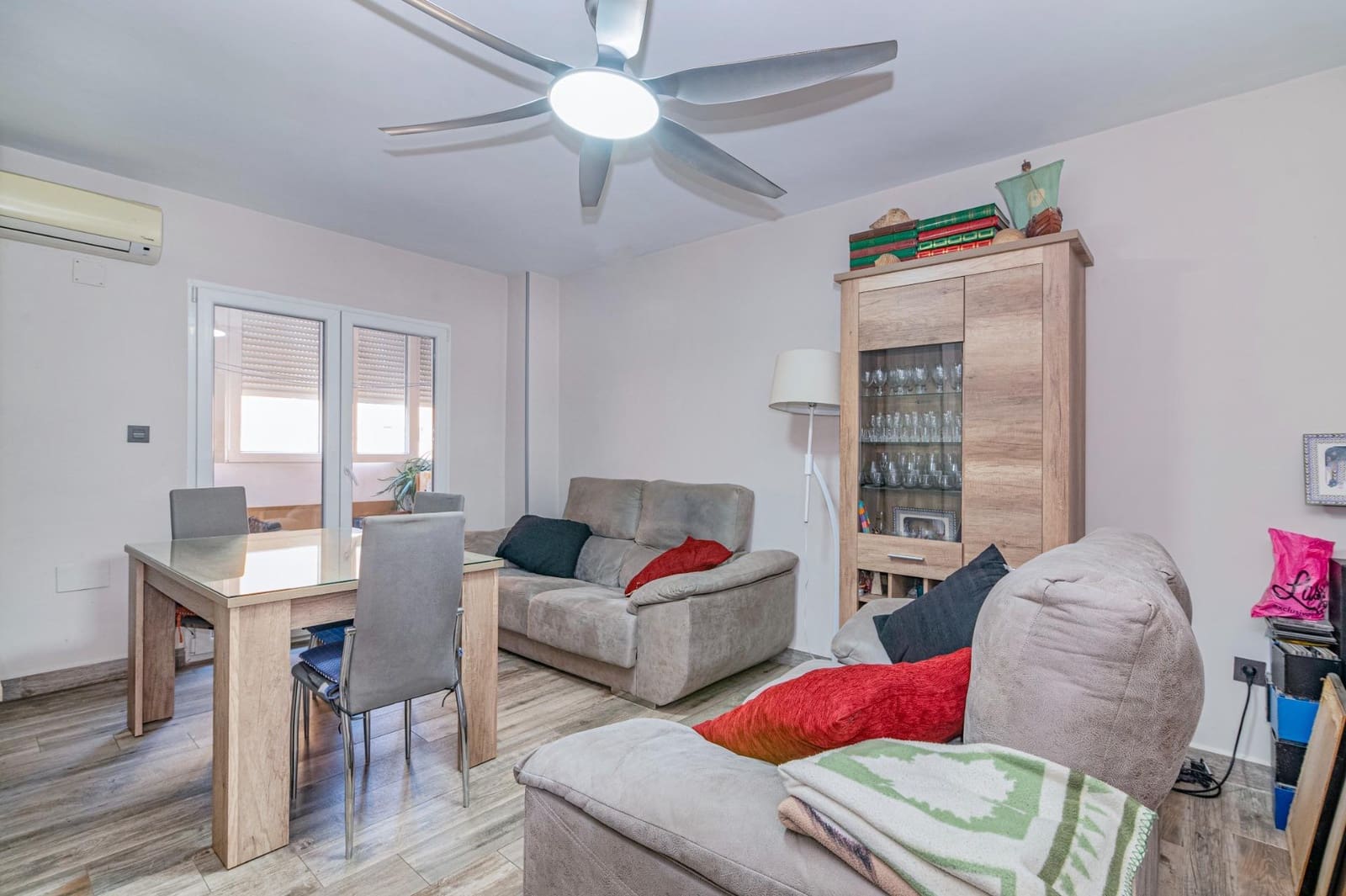 3 soverom Leilighet til salgs i Granada by - € 249 990 (Ref: 9419705)