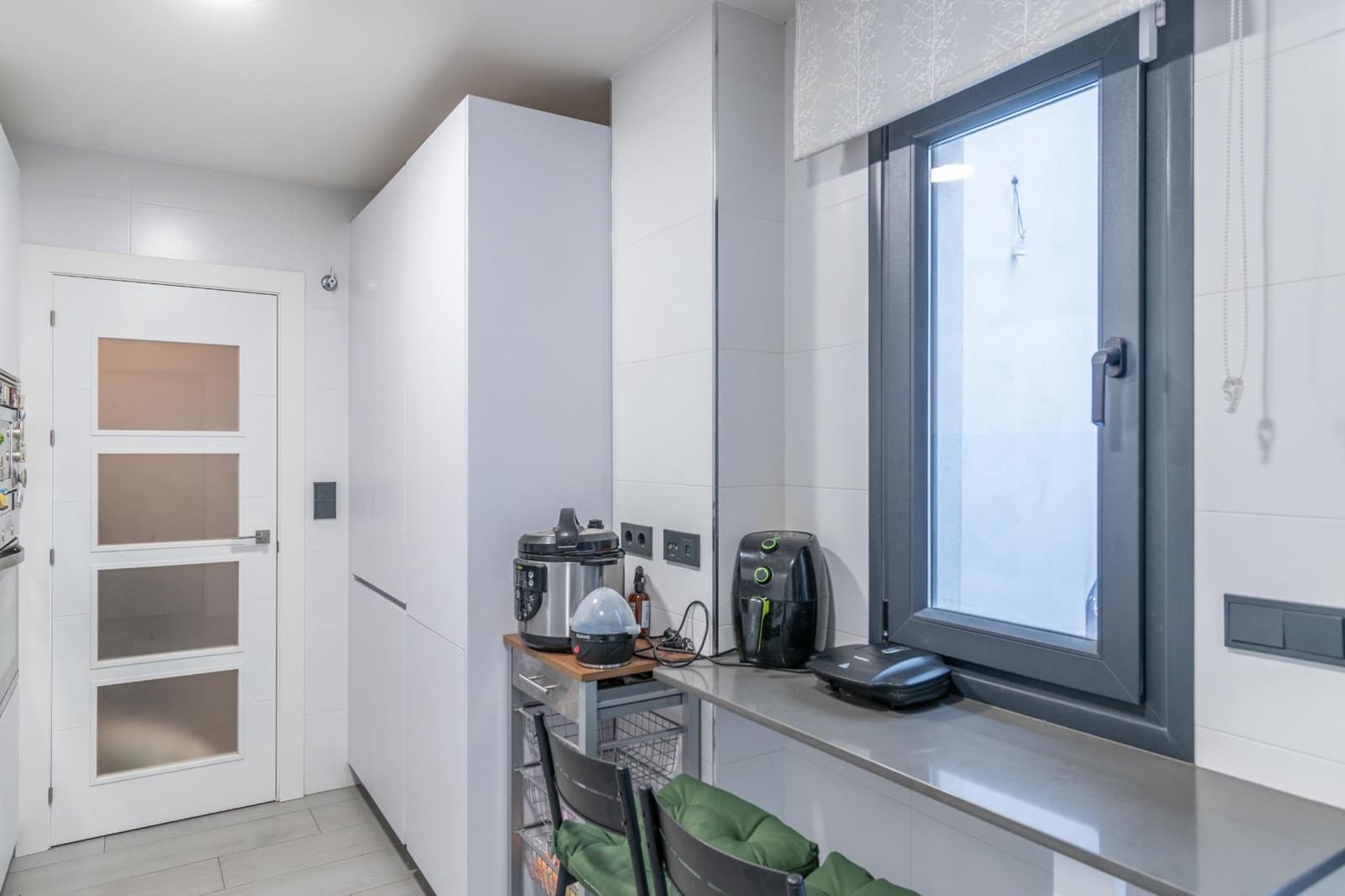 3 bedroom Flat for sale in Armilla with pool - € 462,000 (Ref: 9419708)