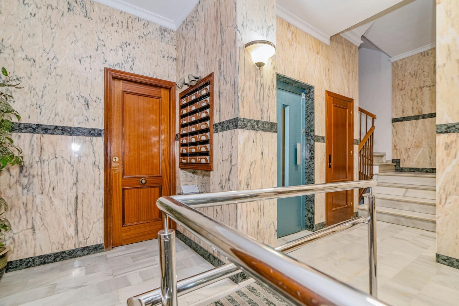 4 soveværelse Lejlighed til salg i Motril med garage - € 245.000 (Ref: 9419710)