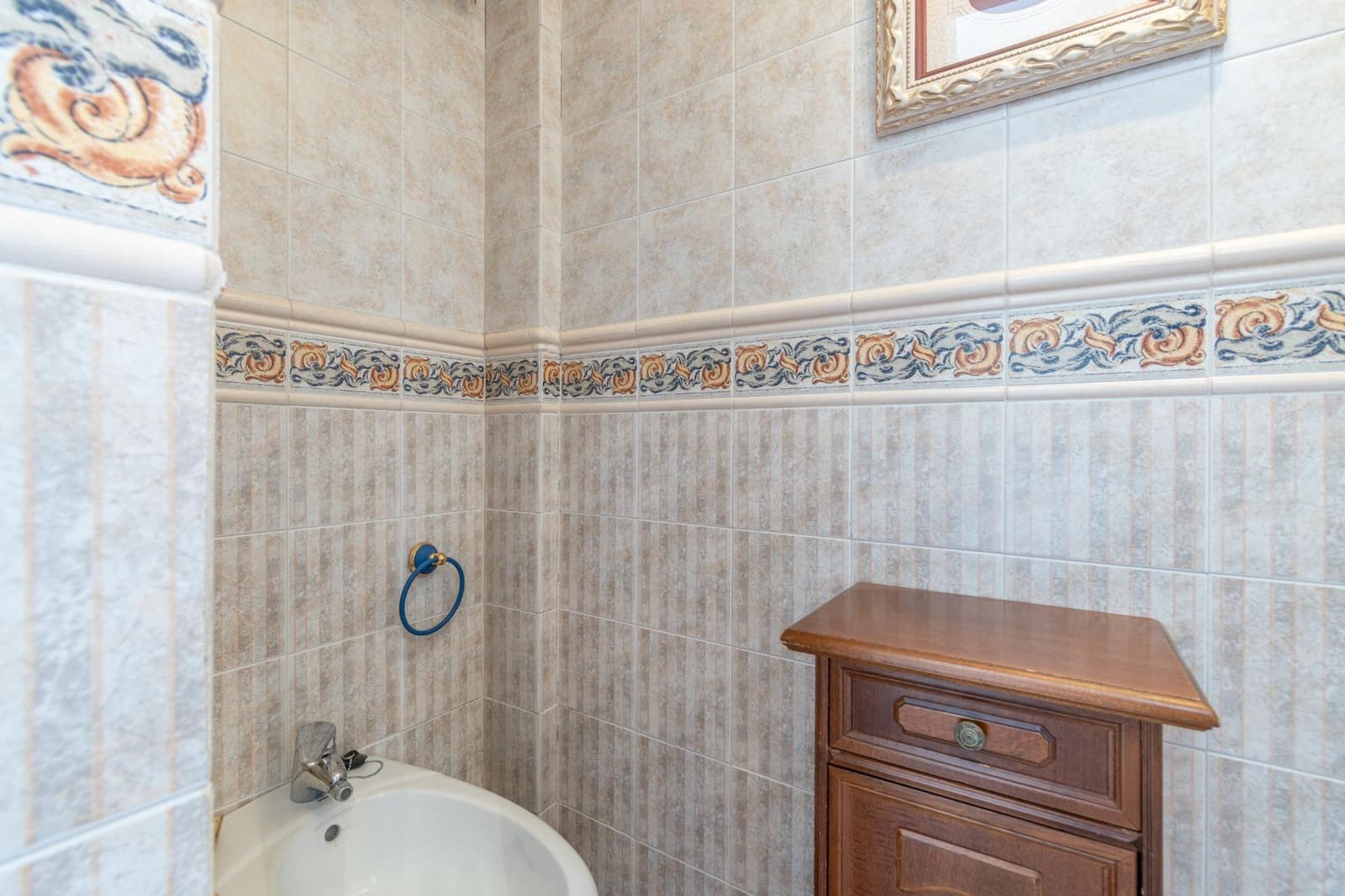 4 Zimmer Villa zu verkaufen in La Zubia mit Pool Garage - 380.000 € (Ref: 9419711)