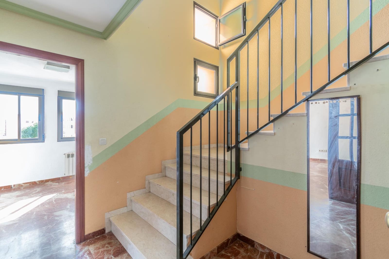 4 chambre Appartement à vendre à Guadix avec garage - 165 000 € (Ref: 9419712)