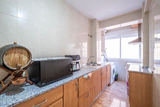 3 sypialnia Mieszkanie na sprzedaż w Miasto Grenada - 220 000 € (Ref: 9419713)