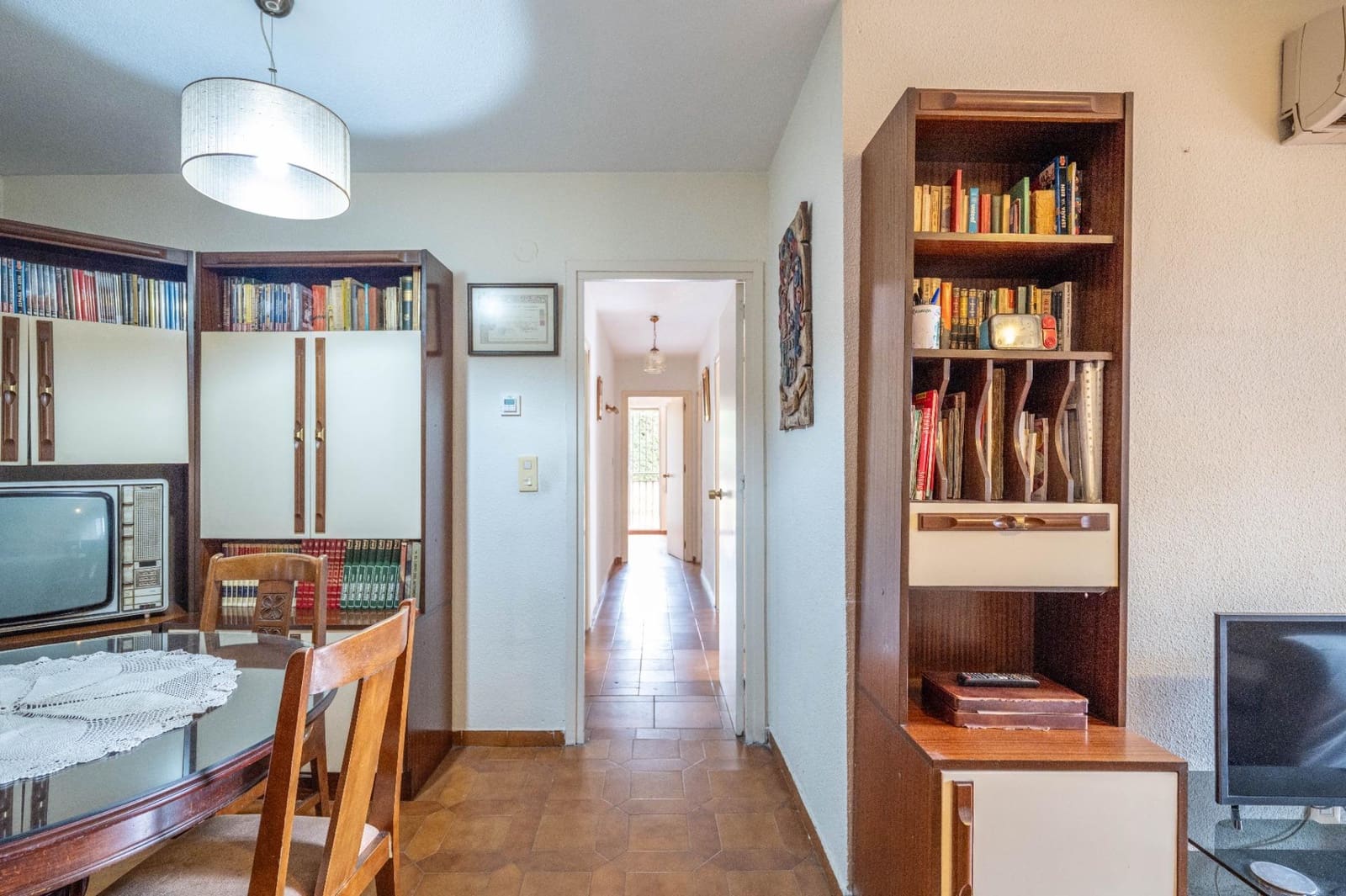 4 Zimmer Wohnung zu verkaufen in Granada Stadt mit Garage - 297.000 € (Ref: 9419716)