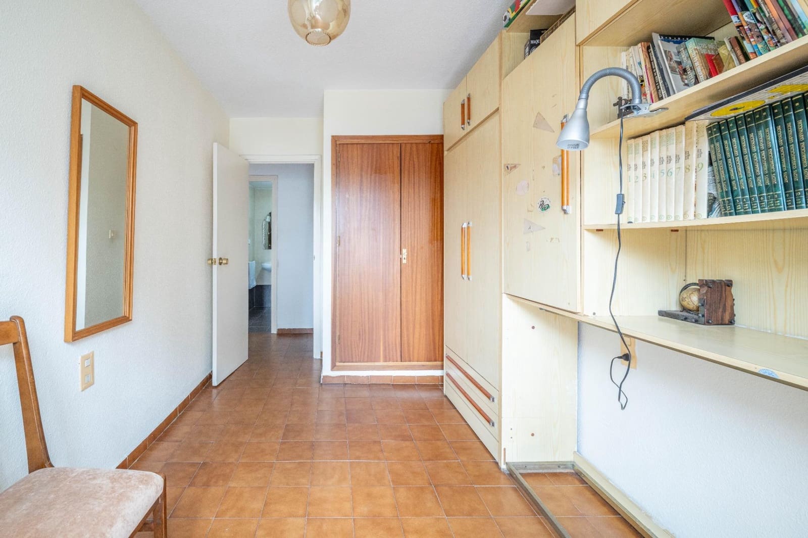 4 Zimmer Wohnung zu verkaufen in Granada Stadt mit Garage - 297.000 € (Ref: 9419716)