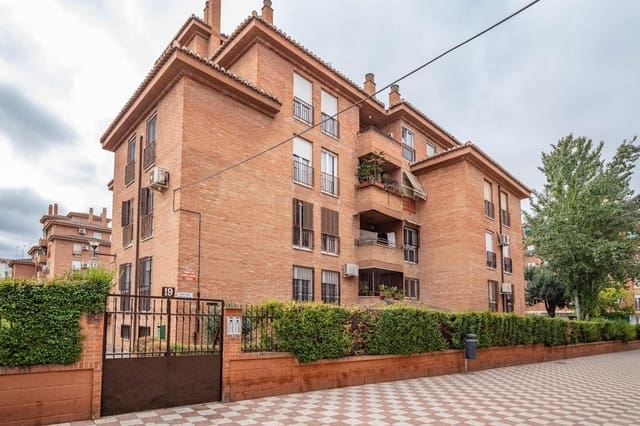 4 soveværelse Lejlighed til salg i Zaidin, Granada by med garage - € 297.000 (Ref: 9419716)