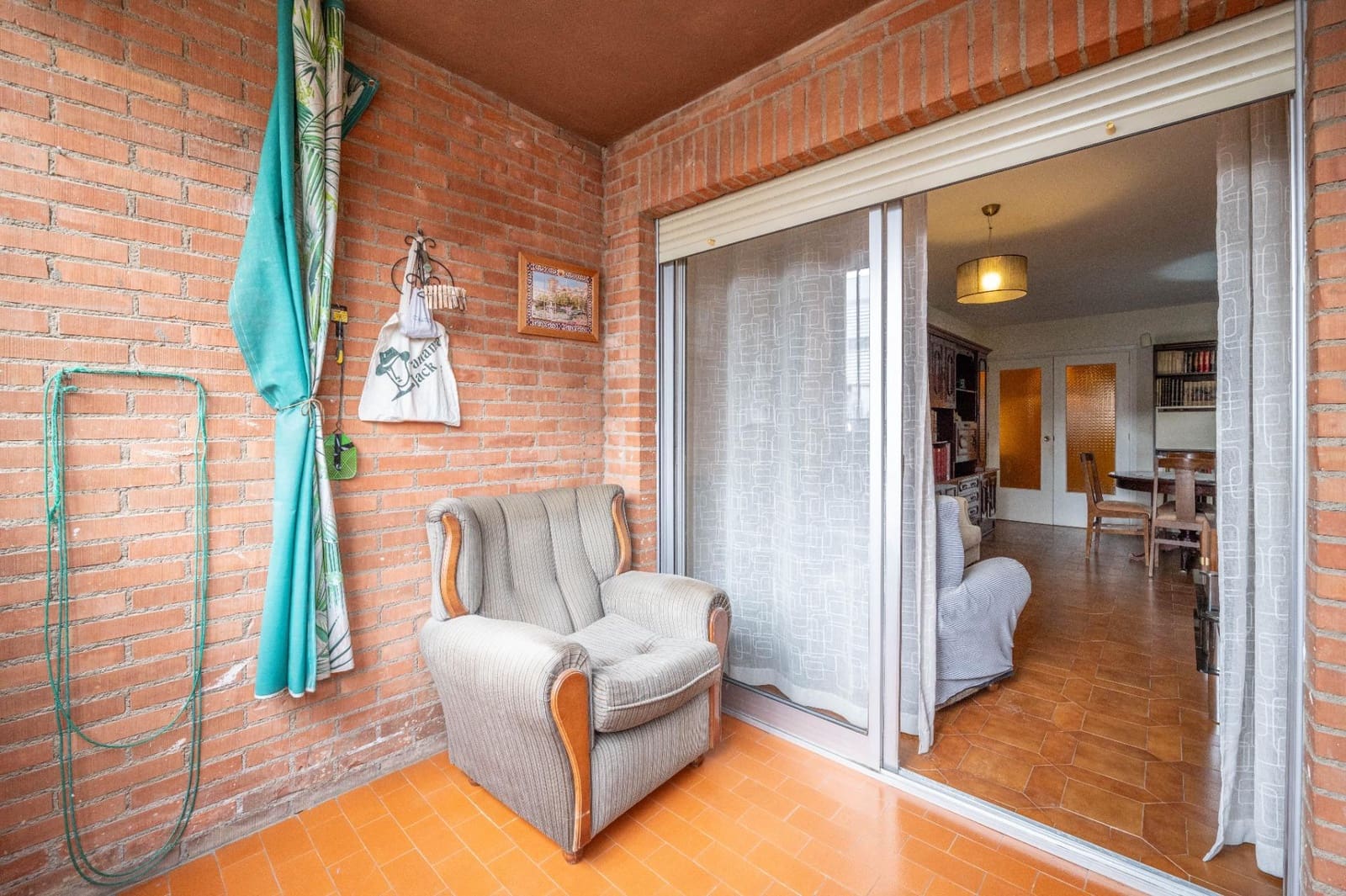 4 Zimmer Wohnung zu verkaufen in Granada Stadt mit Garage - 297.000 € (Ref: 9419716)