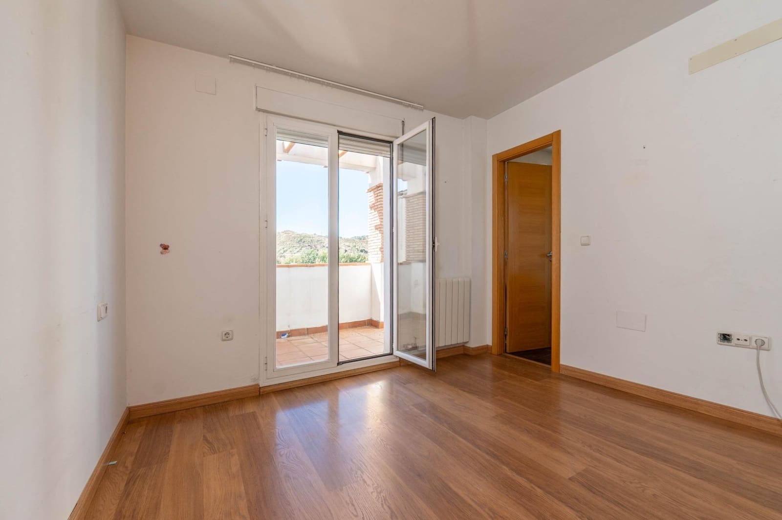 3 chambre Maison de Ville à vendre à Cenes de la Vega avec piscine garage - 305 000 € (Ref: 9419719)