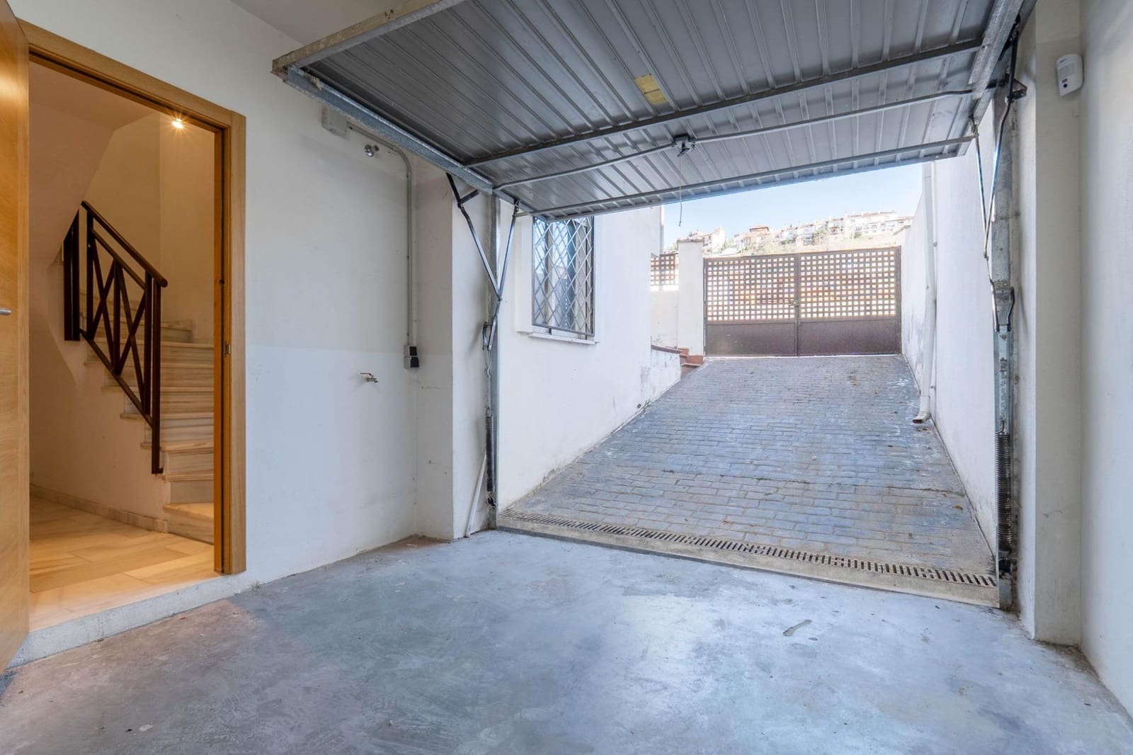 3 chambre Maison de Ville à vendre à Cenes de la Vega avec piscine garage - 305 000 € (Ref: 9419719)