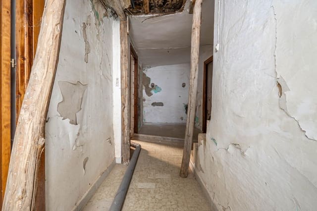 4 soveværelse Finca/Landehus til salg i Ogíjares - € 79.500 (Ref: 9419720)