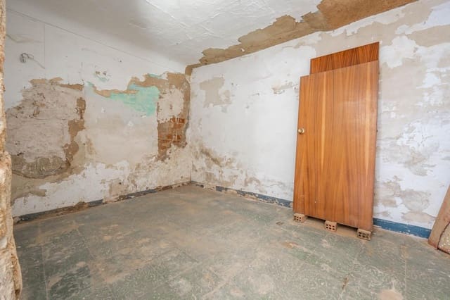 4 soveværelse Finca/Landehus til salg i Ogíjares - € 79.500 (Ref: 9419720)