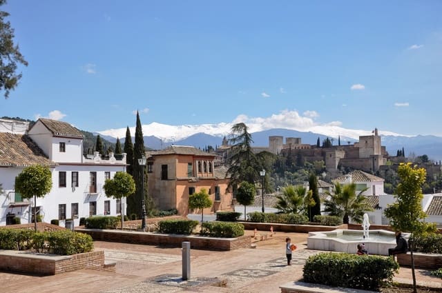 5 makuuhuone Yritys myytävänä paikassa Granada kaupunki - 289 000 € (Ref: 9419723)