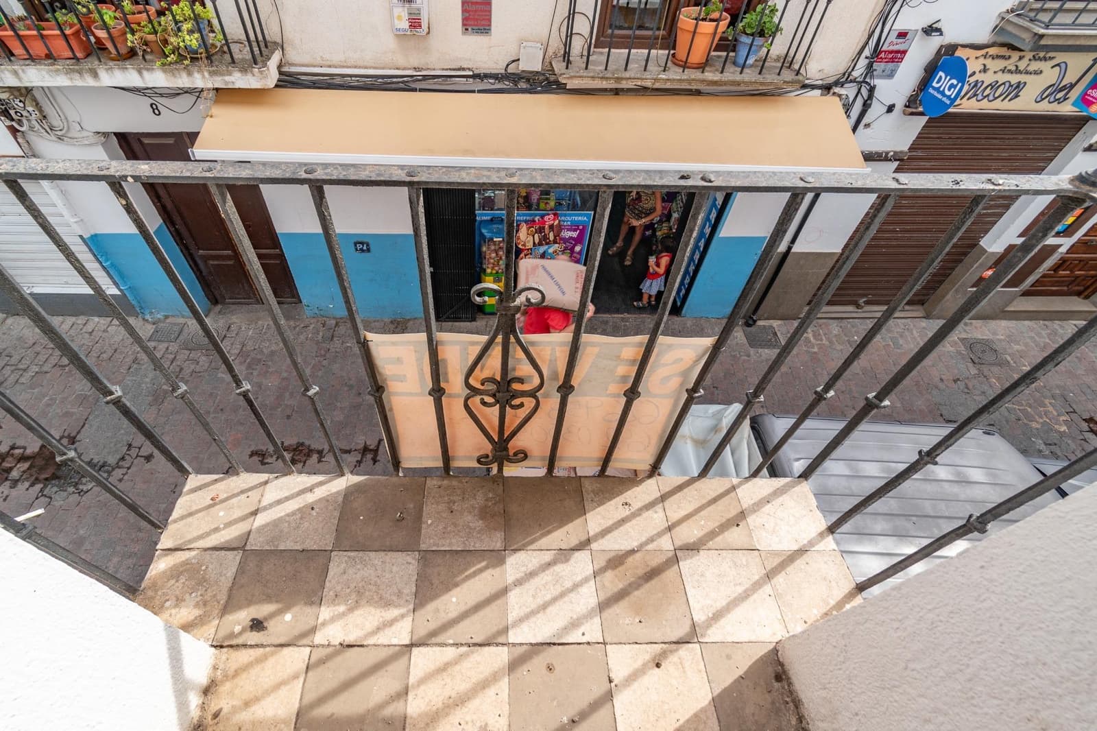 5 makuuhuone Yritys myytävänä paikassa Granada kaupunki - 289 000 € (Ref: 9419723)