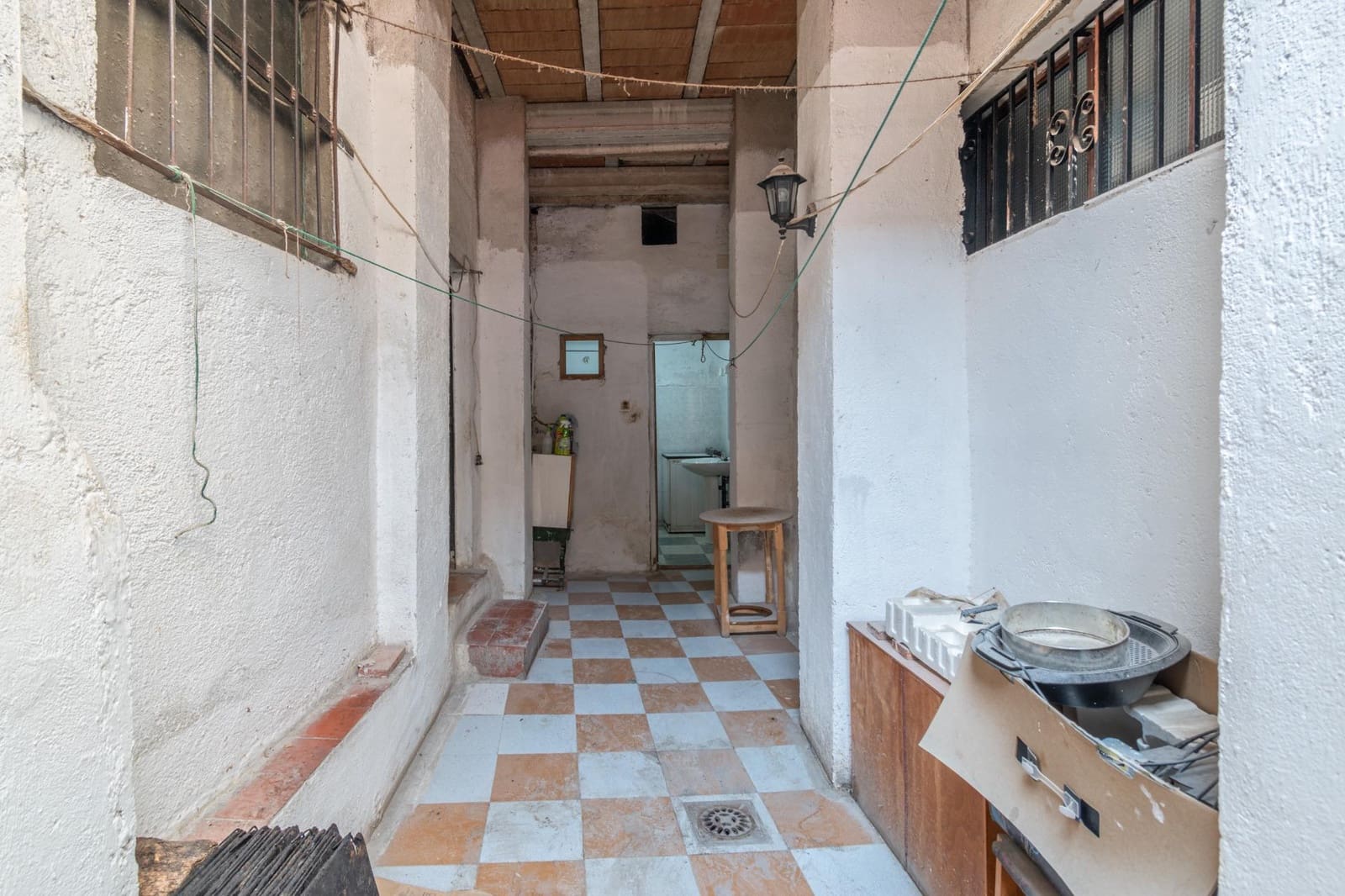 5 makuuhuone Yritys myytävänä paikassa Granada kaupunki - 289 000 € (Ref: 9419723)