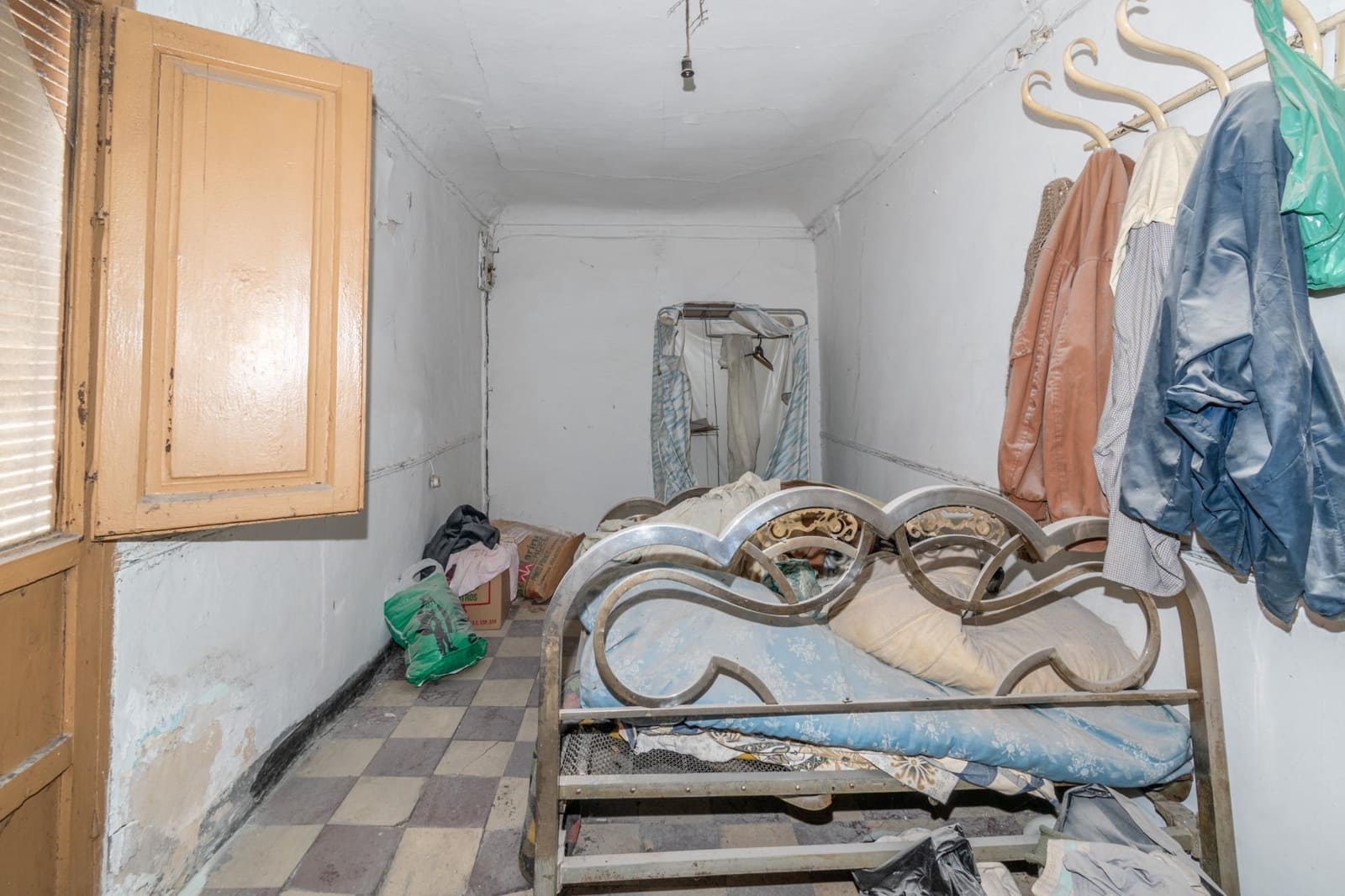 5 makuuhuone Yritys myytävänä paikassa Granada kaupunki - 289 000 € (Ref: 9419723)