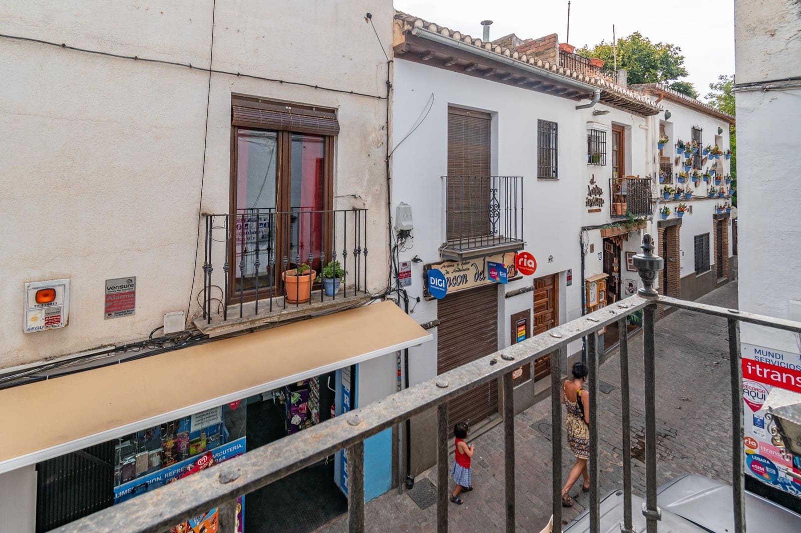 5 makuuhuone Yritys myytävänä paikassa Granada kaupunki - 289 000 € (Ref: 9419723)