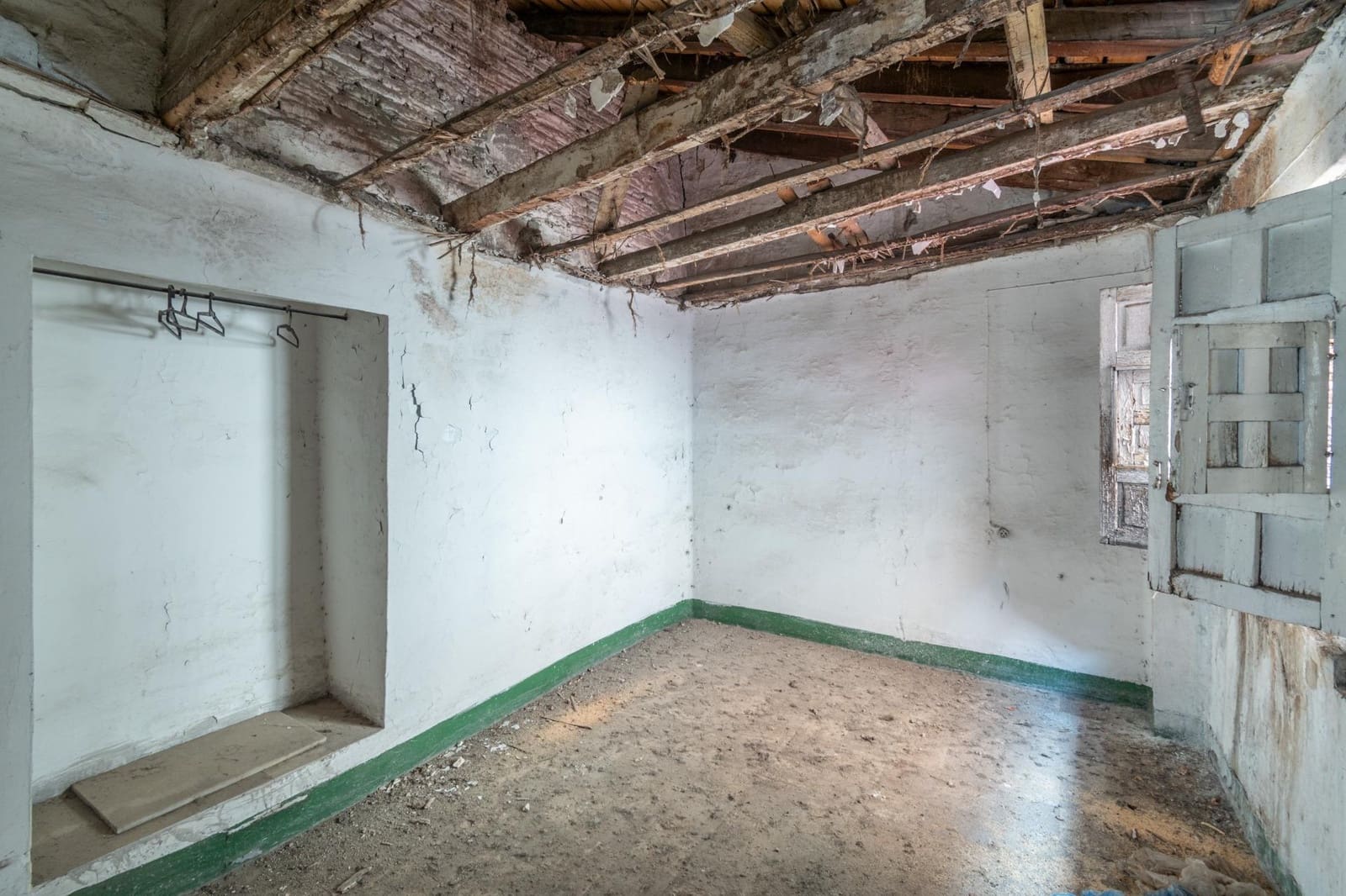 5 makuuhuone Yritys myytävänä paikassa Granada kaupunki - 289 000 € (Ref: 9419723)