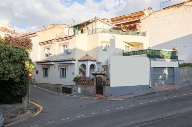 4 soveværelse Byhus til salg i Monachil med garage - € 376.000 (Ref: 9419724)