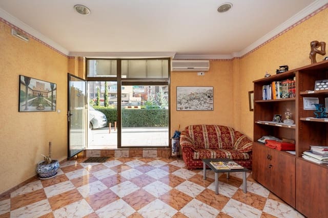 Local Commercial à vendre à Grenade ville - 120 000 € (Ref: 9422390)