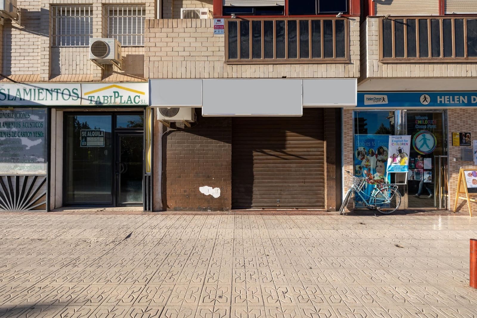 Local Commercial à vendre à Grenade ville - 120 000 € (Ref: 9422390)