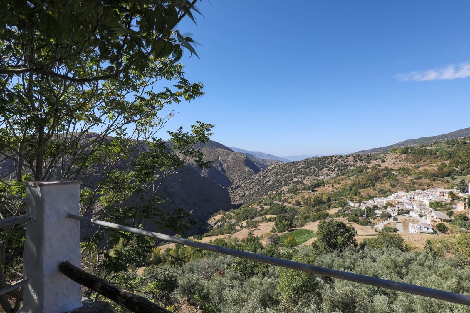 15 soverom Villa til salgs i Busquistar med garasje - € 428 656 (Ref: 9422391)