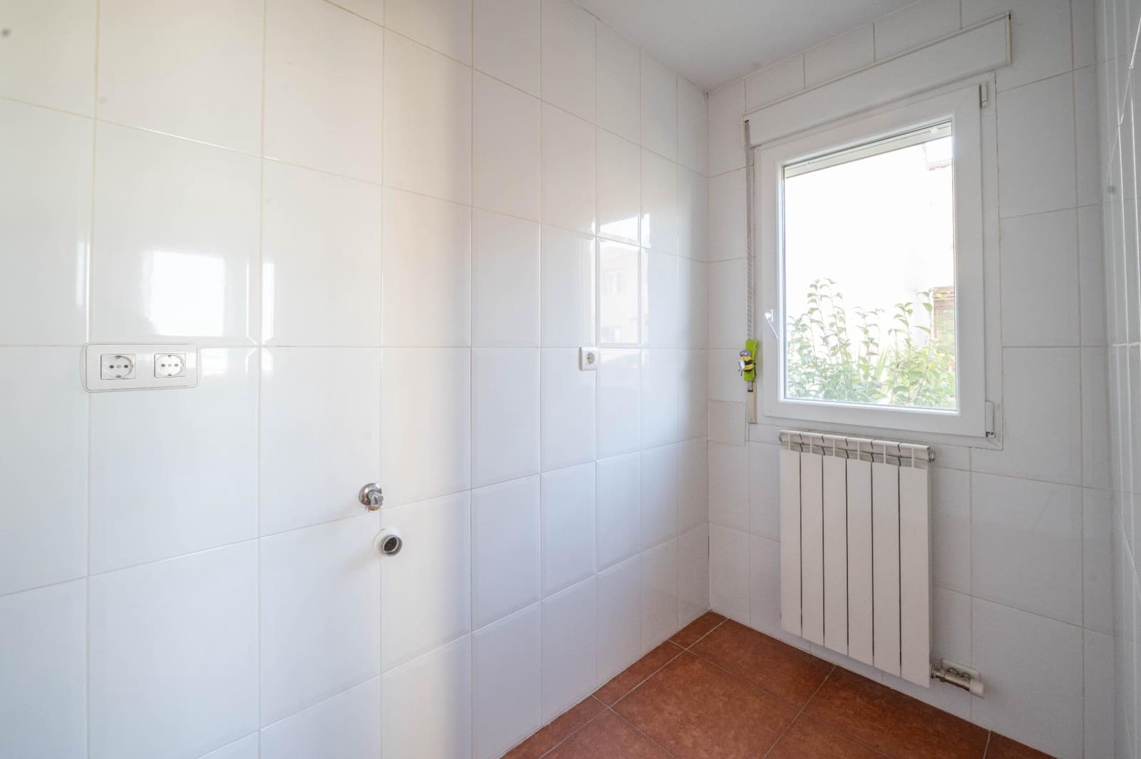 4 soverom Rekkehus til salgs i Cullar Vega med garasje - € 245 000 (Ref: 9422392)