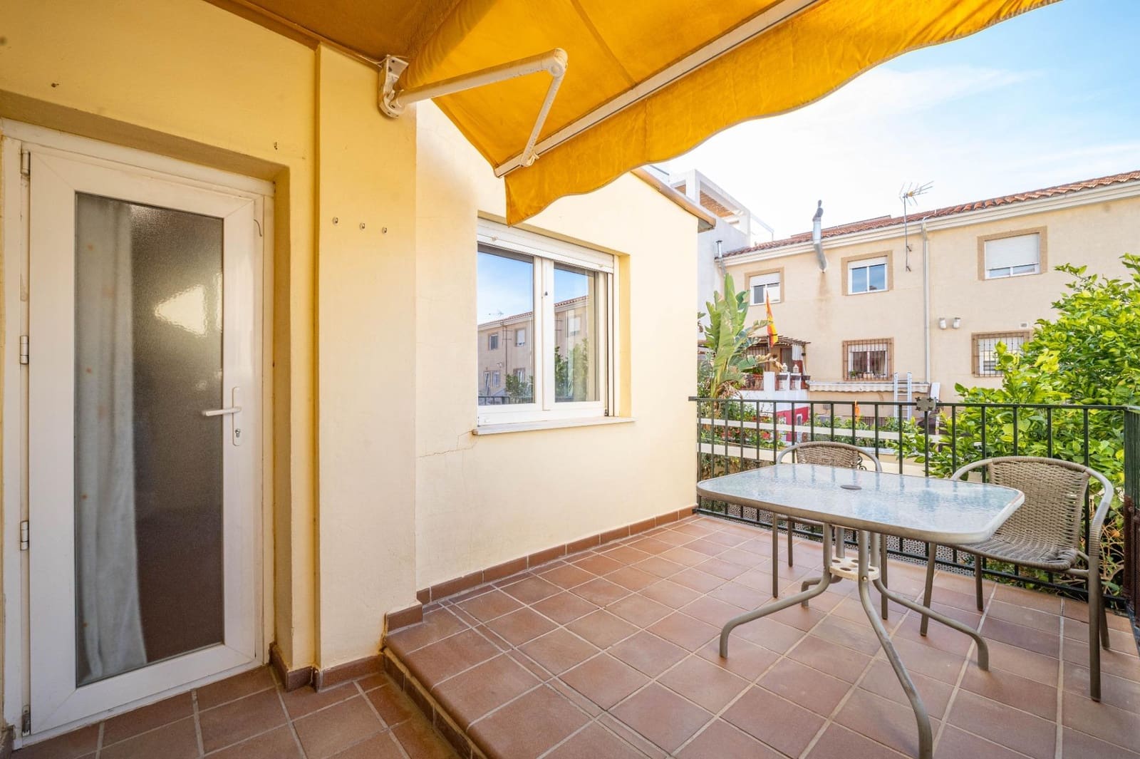 4 soverom Rekkehus til salgs i Cullar Vega med garasje - € 245 000 (Ref: 9422392)