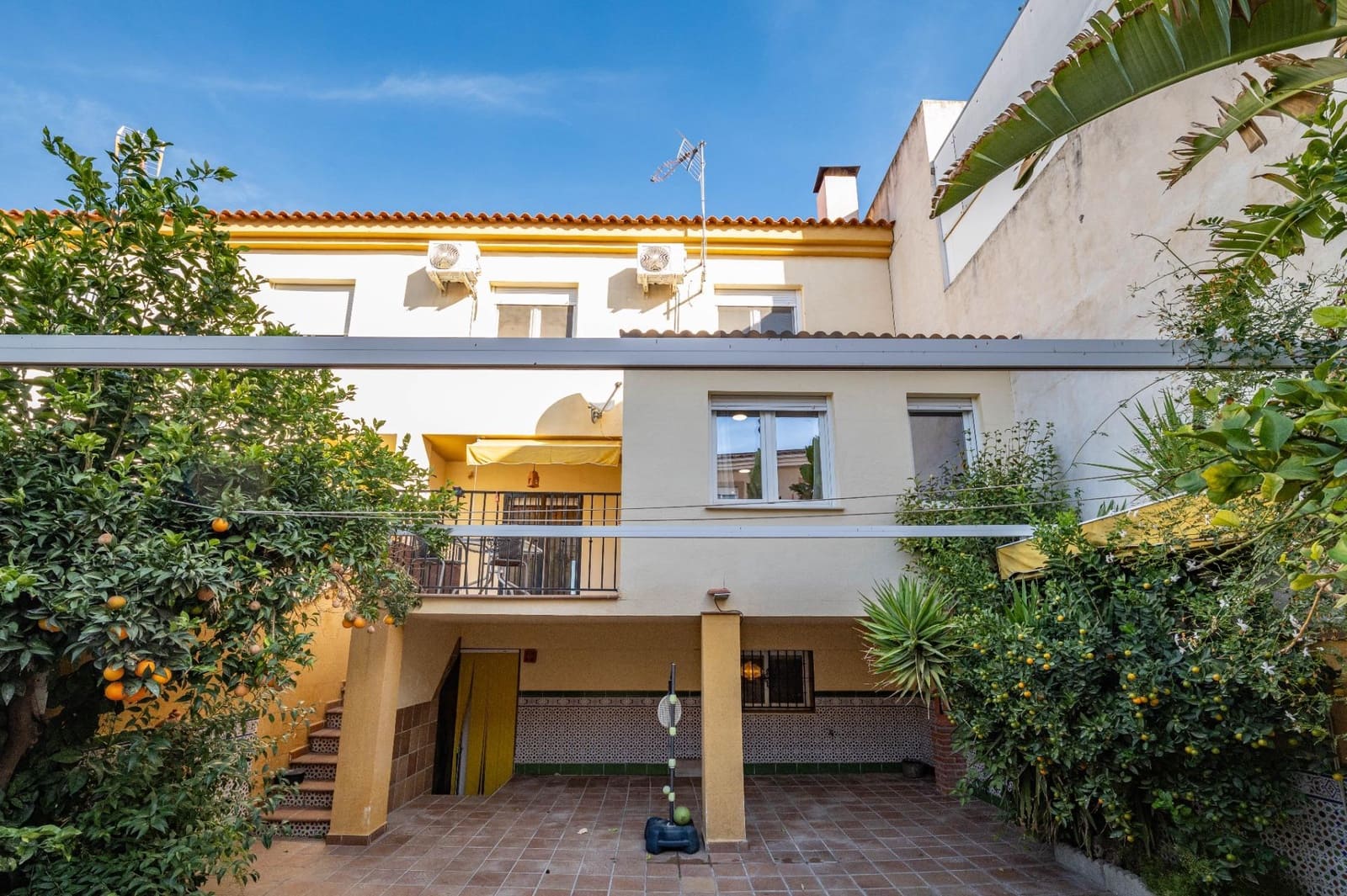 4 soverom Rekkehus til salgs i Cullar Vega med garasje - € 245 000 (Ref: 9422392)