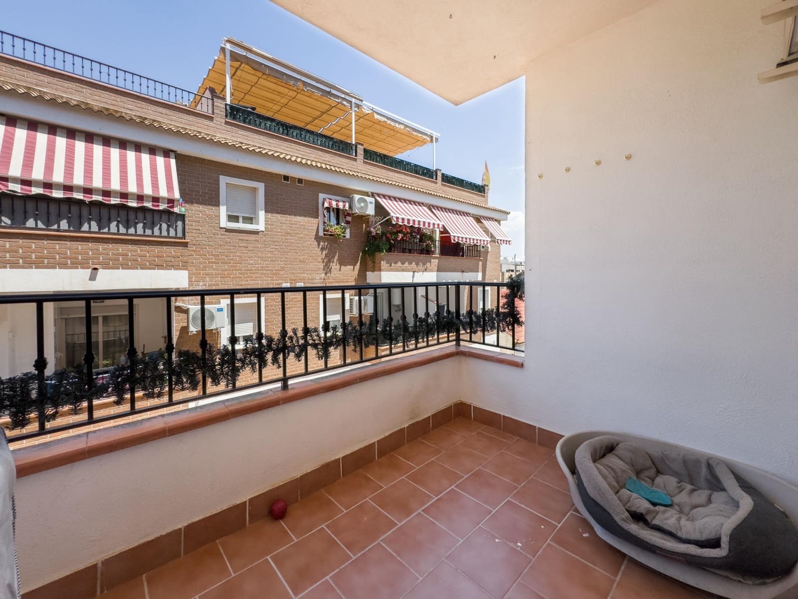 2 sypialnia Mieszkanie na sprzedaż w Churriana de la Vega z garażem - 179 000 € (Ref: 9422393)