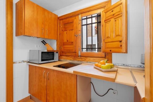 1 soverom Leilighet til salgs i Granada by med garasje - € 219 900 (Ref: 9422395)