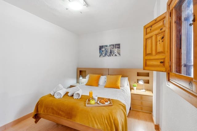 1 soverom Leilighet til salgs i Granada by med garasje - € 219 900 (Ref: 9422395)