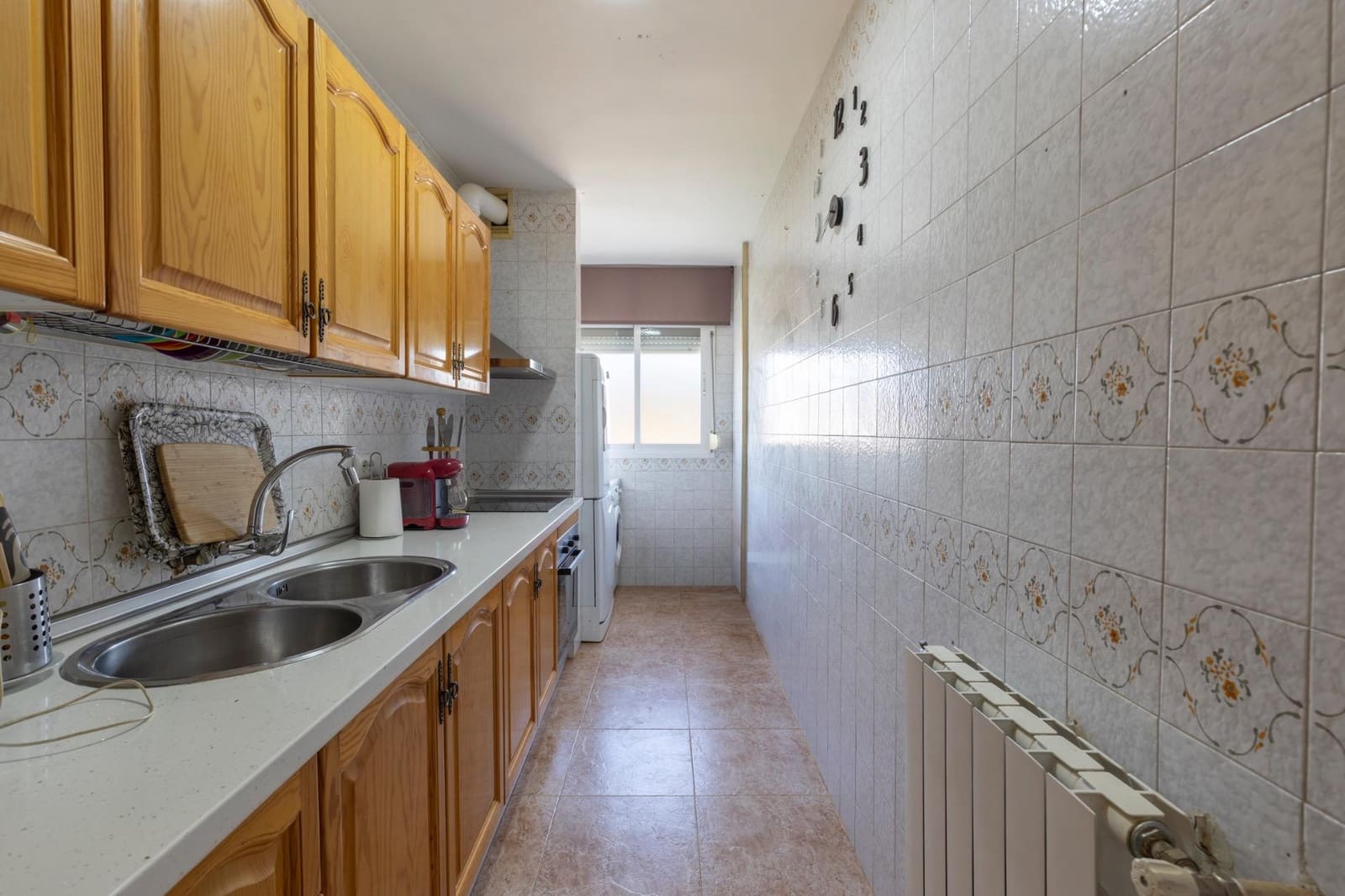 Piso de 3 habitaciones en Granada ciudad en venta con garaje - 135.000 € (Ref: 9422397)