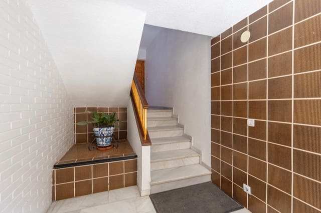 3 quarto Apartamento para venda em Granada cidade com garagem - 135 000 € (Ref: 9422397)