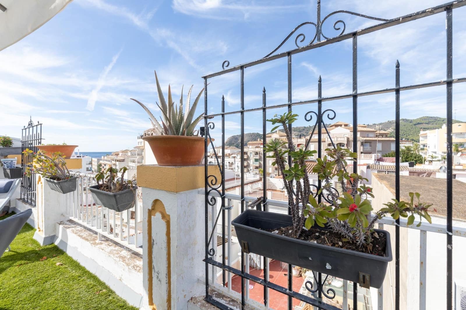 1 soverom Penthouse til salgs i La Herradura - € 180 000 (Ref: 9422399)