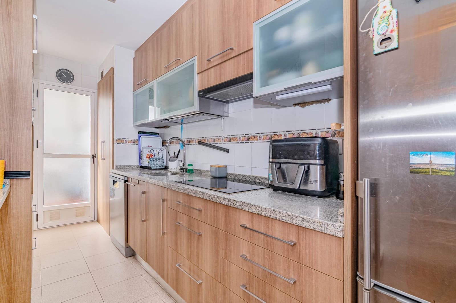 3 bedroom Flat for sale in Las Gabias with garage - € 157,000 (Ref: 9422400)