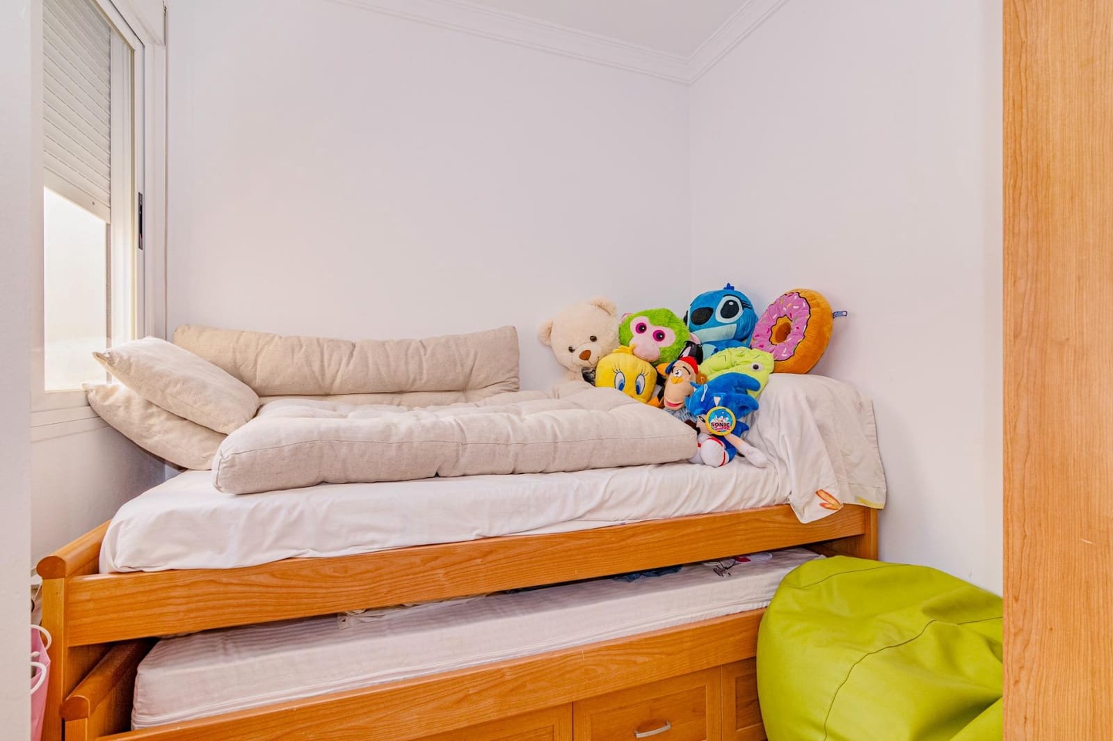 3 bedroom Flat for sale in Las Gabias with garage - € 157,000 (Ref: 9422400)