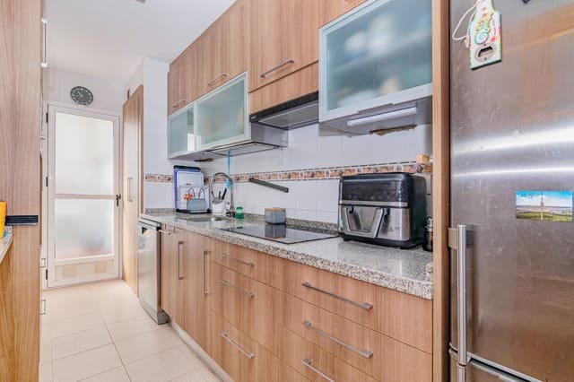 3 soveværelse Lejlighed til salg i Las Gabias med garage - € 157.000 (Ref: 9422400)