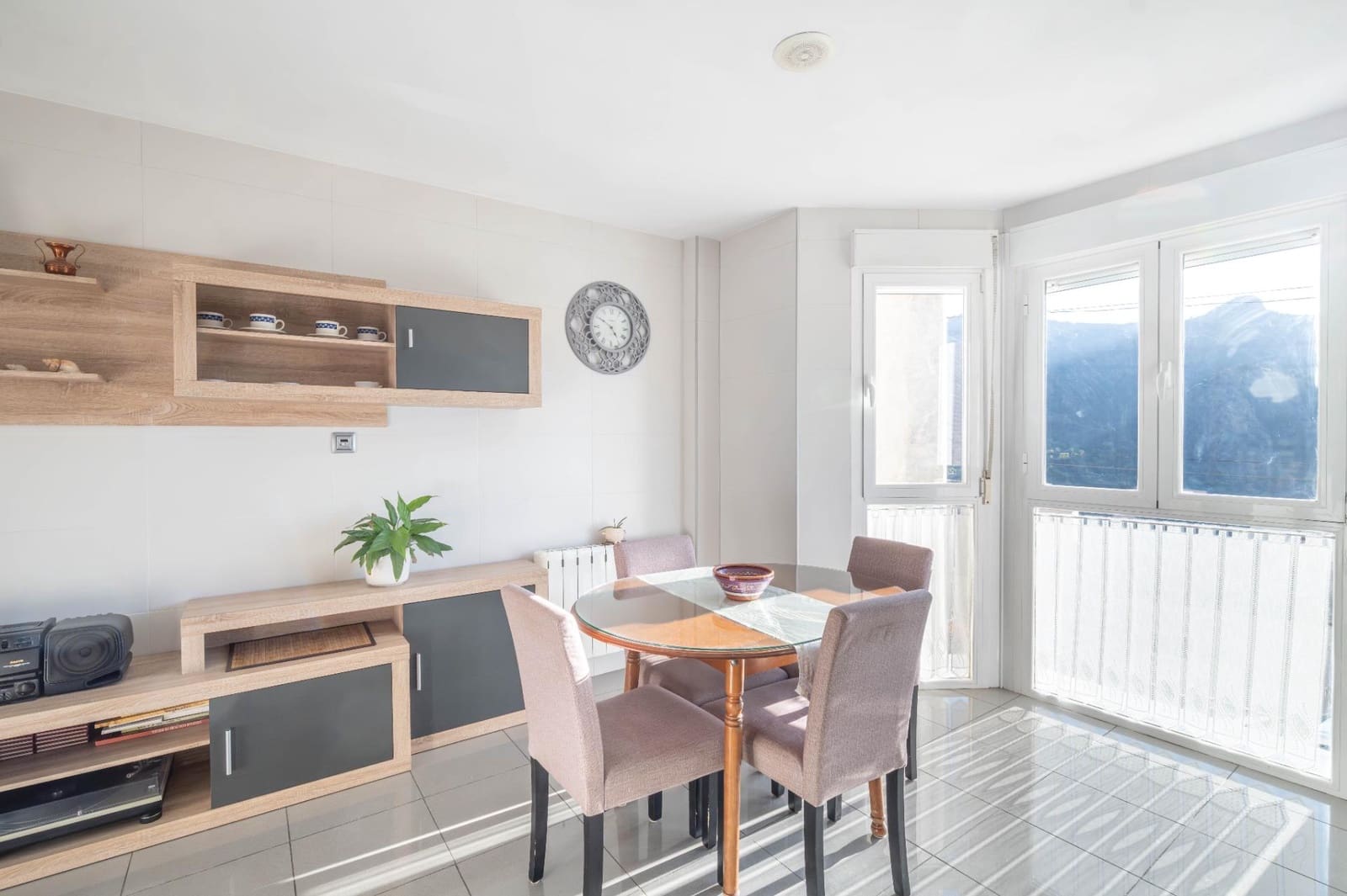 3 soveværelse Byhus til salg i Guejar Sierra med garage - € 349.000 (Ref: 9422407)