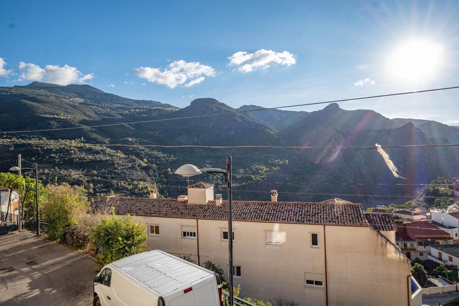 3 soveværelse Byhus til salg i Guejar Sierra med garage - € 349.000 (Ref: 9422407)