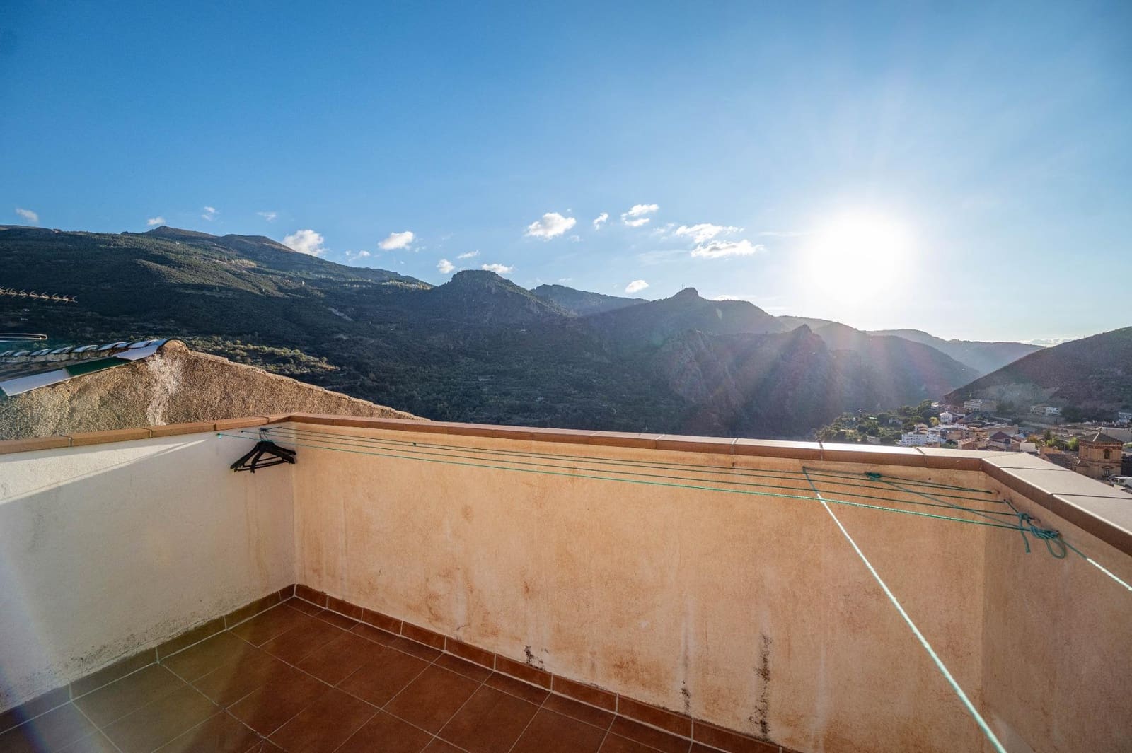 3 soveværelse Byhus til salg i Guejar Sierra med garage - € 349.000 (Ref: 9422407)